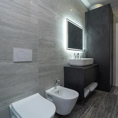 The Palms Apartment Vlore